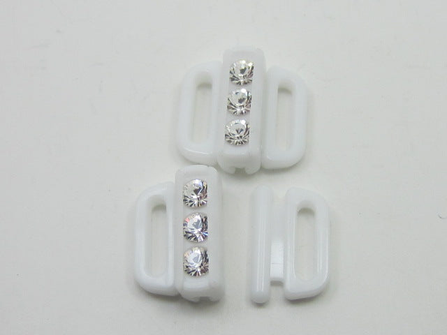 1 Pc. BRA CLOSER CRYSTAL/CHALKWHITE