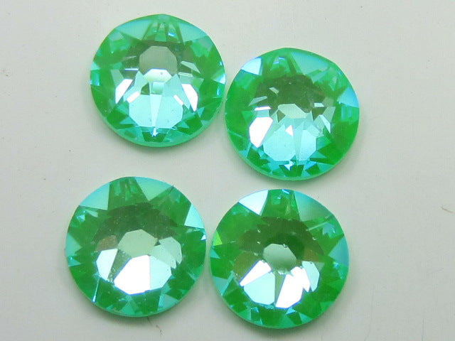 30ss ELECTRIC GREEN DeLITE FLAT BACK STAR BRIGHT Rhinestones 18pcs.