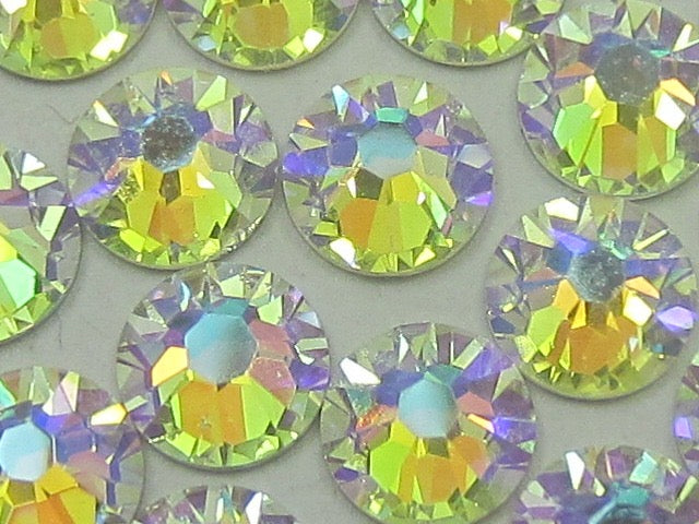 30ss GLACIER BLUE HOTFIX European Rhinestones 18pcs.