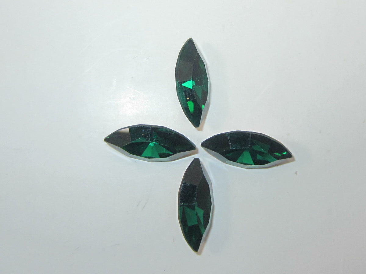 6pcs. 15x7mm NAVETTE EMERALD FOILED POINTED BACK European Rhinestones