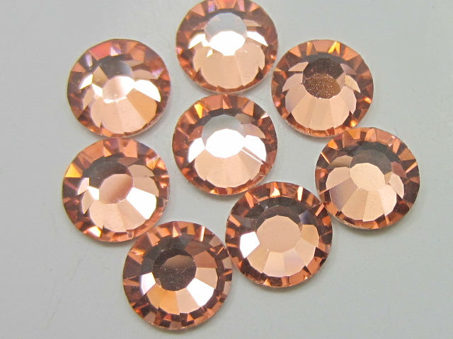 30ss APRICOT (maxima) FLAT BACK PRECIOSA Rhinestones 18pcs