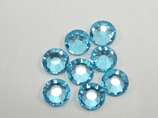 10ss AQUA BOHEMICA (viva)  HOT FIX PRECIOSA Rhinestones 1gr