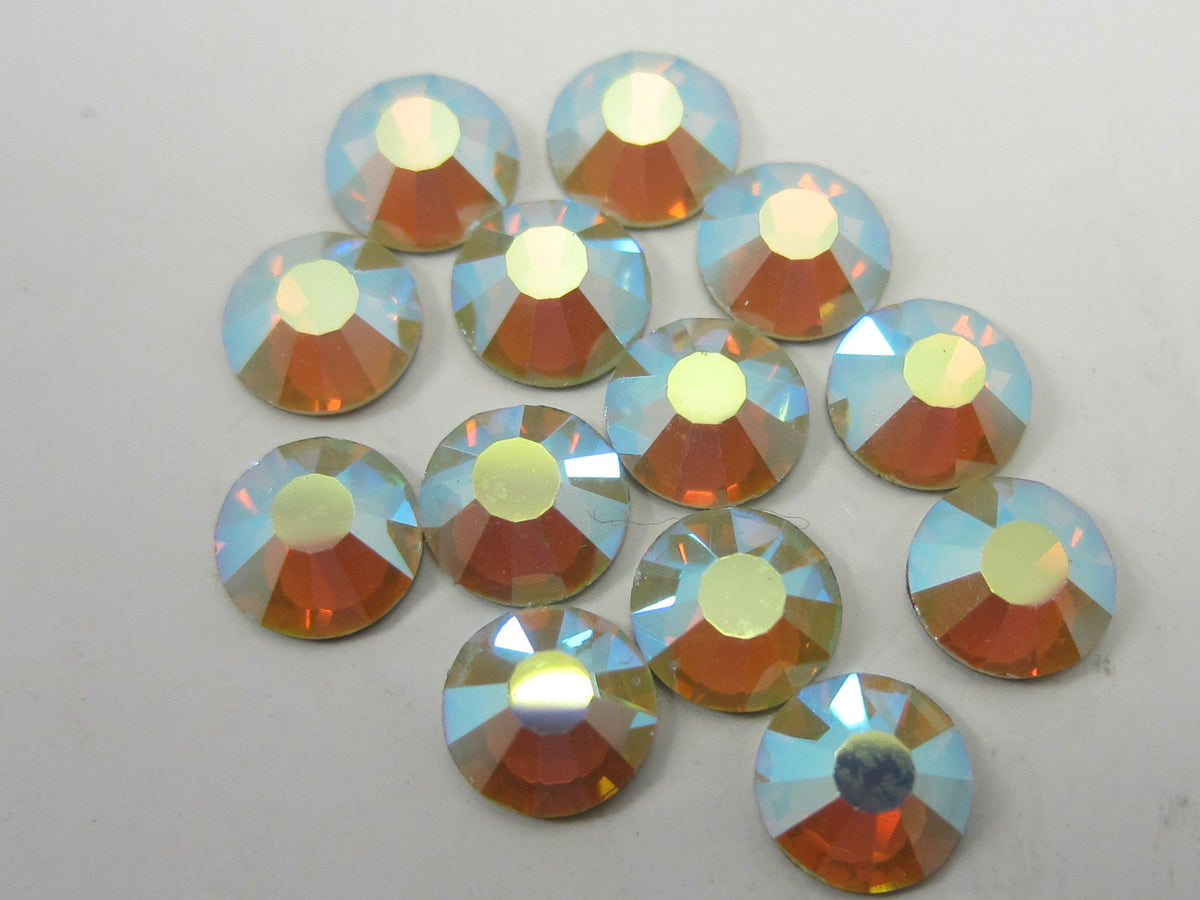 9ss CHRYSOLITE OPAL AB (maxima) FLAT BACK PRECIOSA Rhinestones 1gr.