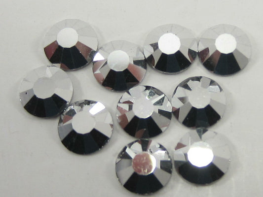 10ss CRYSTAL LABRADOR (viva) HOT FIX PRECIOSA Rhinestones. 1gr..