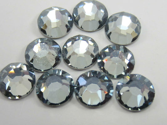 48ss CRYSTAL LAGOON (viva) FLAT BACK PRECIOSA Rhinestones 12pcs.