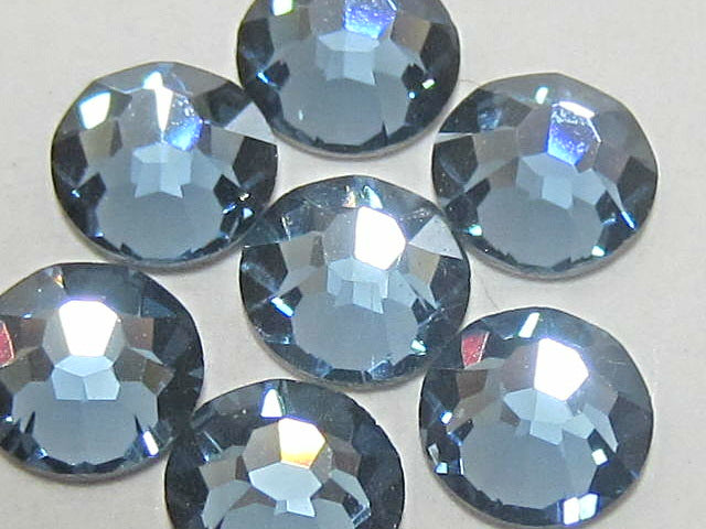 8ss DENIM BLUE HOTFIX European Rhinestones 1gr.
