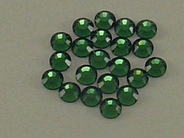 6ss GREEN TURMALINE HOTFIX European Rhinestones 1gr.