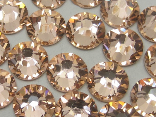 16ss LT. PEACH (maxima) PRECIOSA FLAT BACK Rhinestones 1gr