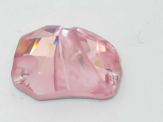 1 pc. 19x13mm DIVINE ROCK LIGHT ROSE SEW ON FLAT BACK European Rhinestones