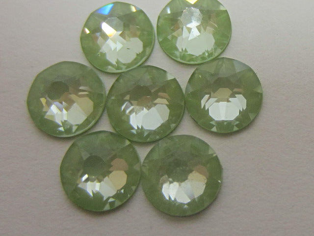 20ss  PARADISE GREEN LUX FLATBACK STAR BRIGHT Rhinestones 72pcs.