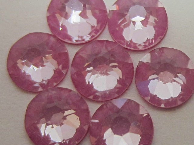 20ss  PARADISE PURPLE LUX FLAT BACK STAR BRIGHT Rhinestones 72pcs.