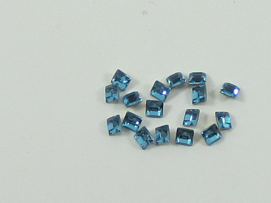 36pcs 3mm AQUAMARINE SQUARE FOILED POINTED BACK European Rhinestones