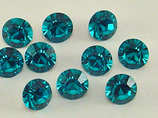 1gr 32pp BLUE ZIRCON FOILED POINTED BACK European Rhinestones