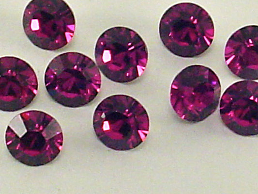 1gr 14pp FUCHSIA FOILED POINTED BACK European Rhinestones