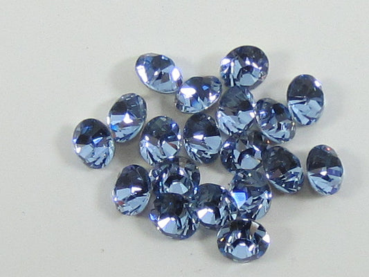 1gr 24pp LT. SAPPHIRE FOILED POINTED BACK European Rhinestones