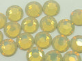 20ss SAND OPAL HOT FIX European Rhinestones 72pcs.