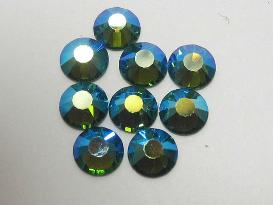 5ss SHAMROCK AB (maxima) FLAT BACK PRECIOSA Rhinestones 1gr.