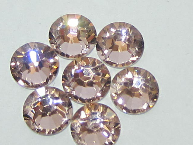 34ss VINTAGE ROSE HOTFIX European Rhinestones 12pcs.