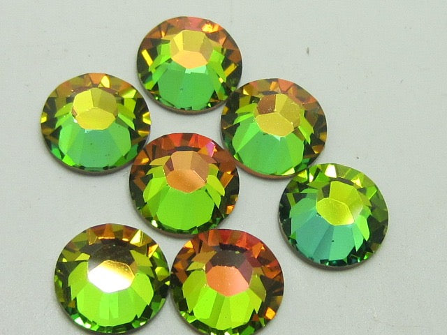 34ss VITRAIL MEDIUM FLAT BACK European Rhinestones 18pcs.