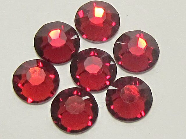 20ss VIVID SIAM  (maxima) FLAT BACK PRECIOSA Rhinestones 72pcs