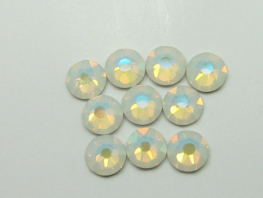 9ss WHITE OPAL GLACIER BLUE FLAT BACK Europeani Rhinestones 1gr