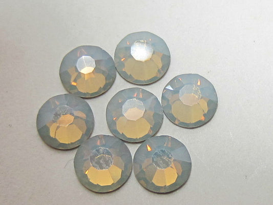 20ss WHITE OPAL MYSTIQUE  (maxima)  FLATBACK PRECIOSA Rhinestones 72pcs